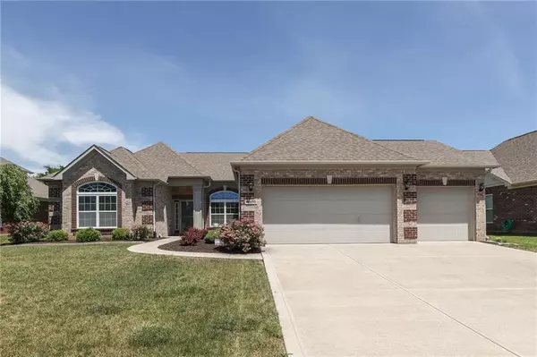 4686 Shady Ridge ROW, Greenwood, IN 46143