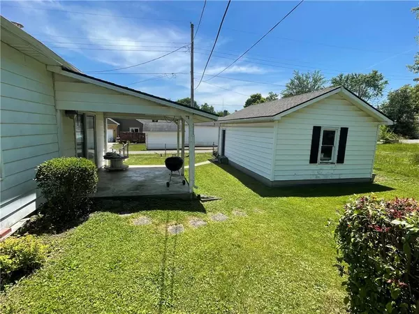 Fortville, IN 46040,226 E Michigan ST