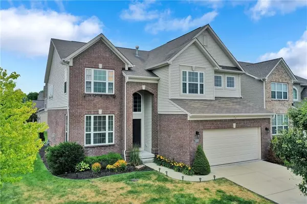 13735 Luxor Chase, Fishers, IN 46038