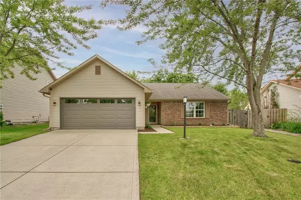 11416 Meadowlark Cir, Fishers, IN 46038