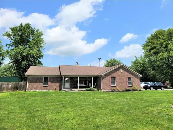 530 E 8th ST, Rushville, IN 46173