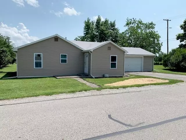 1009 E Third ST, Greenfield, IN 46140