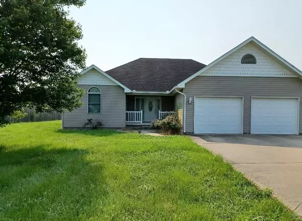 8979 Rosedale RD, Terre Haute, IN 47805