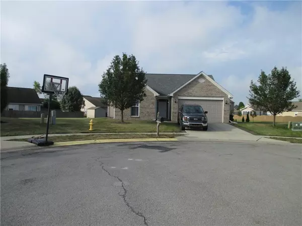 Pittsboro, IN 46167,725 Roundabout CIR