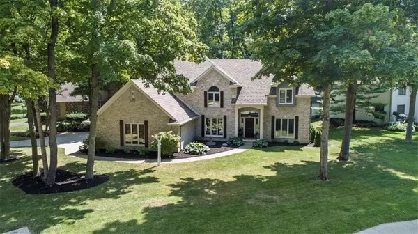 10841 Bittersweet LN, Fishers, IN 46038