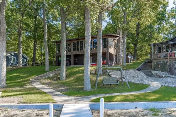 233 Ems T-1 LN, North Webster, IN 46555