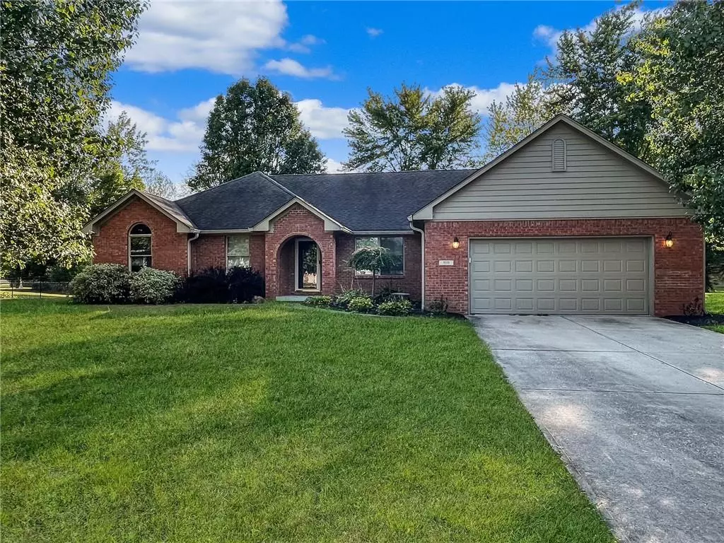 Pittsboro, IN 46167,169 Meadows CT