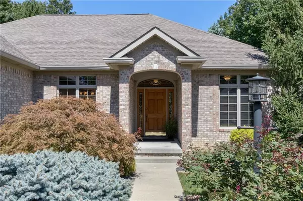 Avon, IN 46123,6644 Golden Oak LN