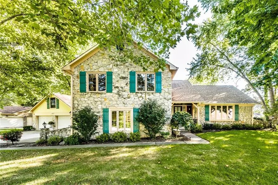 613 Hickory CT, Greenfield, IN 46140