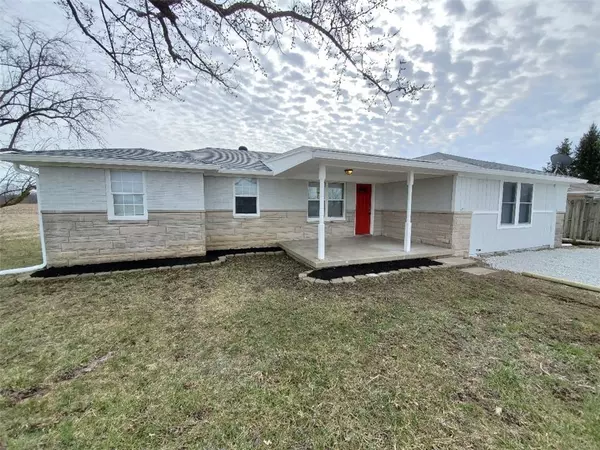 7104 N 650 West, Fairland, IN 46126