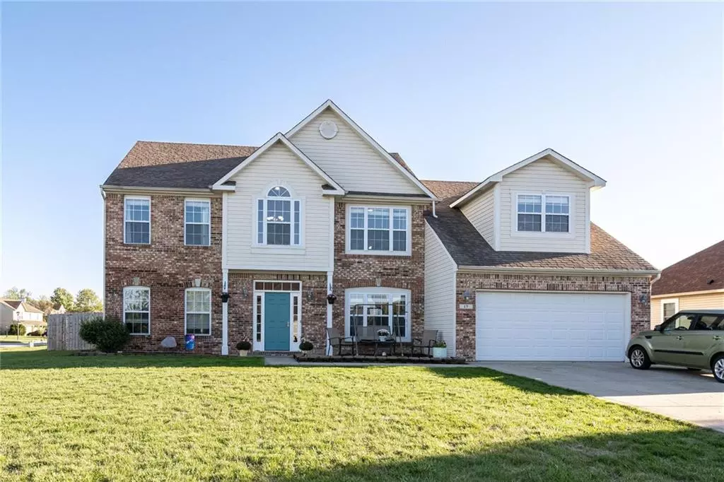 Whiteland, IN 46184,17 Sebring CT