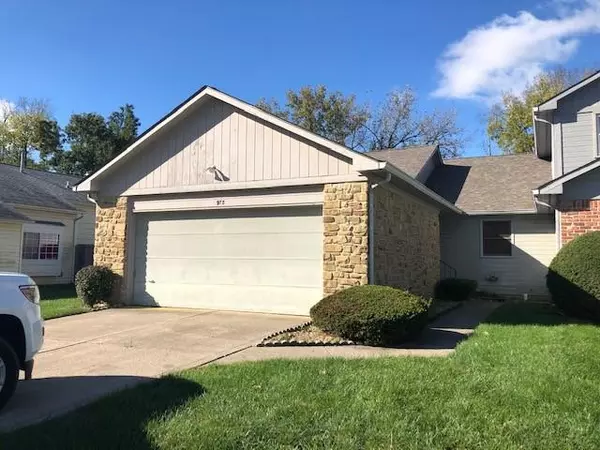 978 Timber Creek LN #37, Greenwood, IN 46142