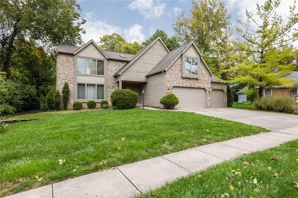 9313 Castle Knoll BLVD, Indianapolis, IN 46250