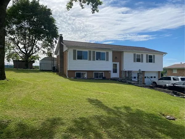 9009 Westview RD, Brookville, IN 47012