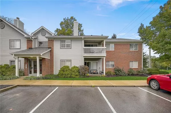 8216 Glenwillow LN #207, Indianapolis, IN 46278