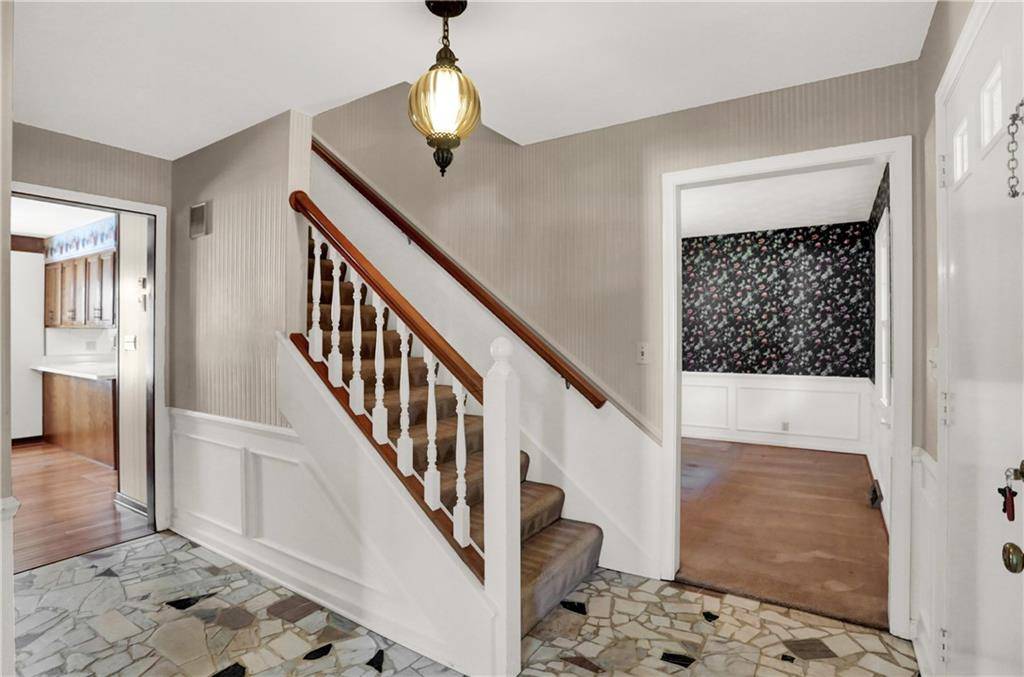 Indianapolis, IN 46250,7327 Avalon Trail RD