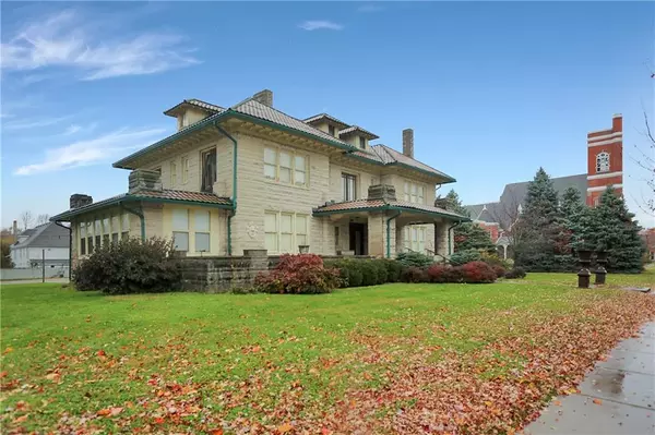 Rushville, IN 46173,525 N Main ST