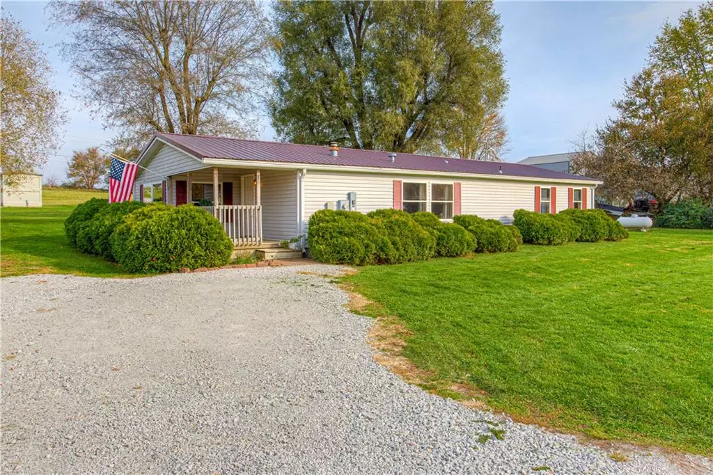 Stilesville, IN 46180,5819 E North ST