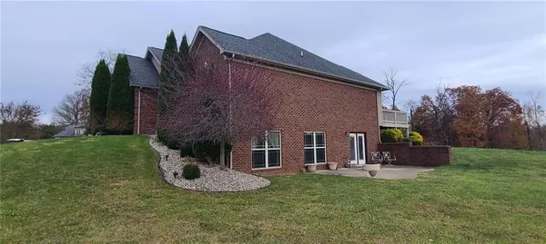 Corydon, IN 47112,1313 Blossom WAY