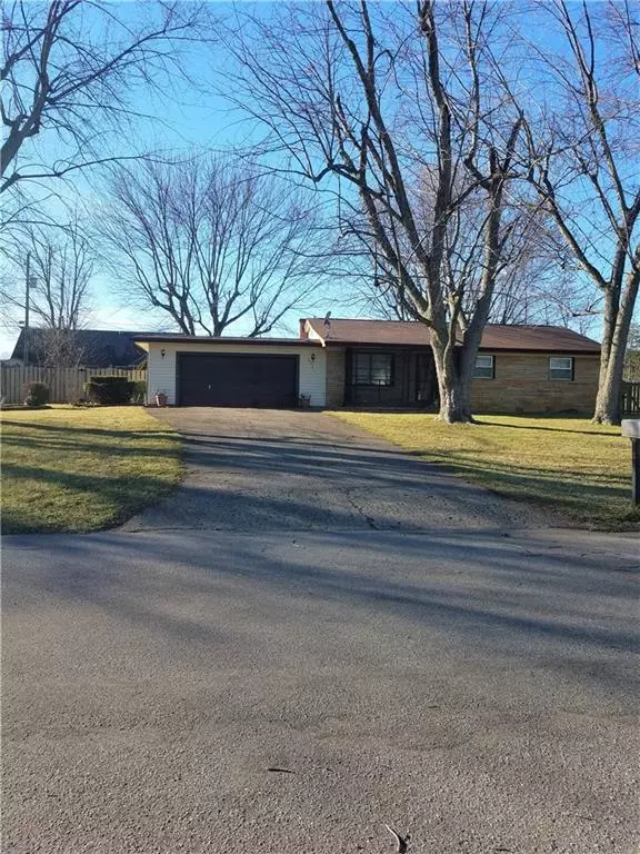 Greenwood, IN 46142,272 Robbins DR