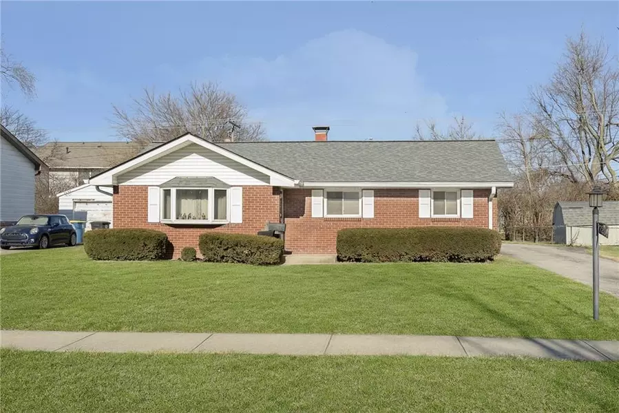 7208 E 52nd ST, Indianapolis, IN 46226