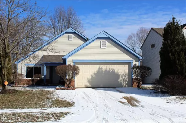 Indianapolis, IN 46254,5007 Quail Ridge LN