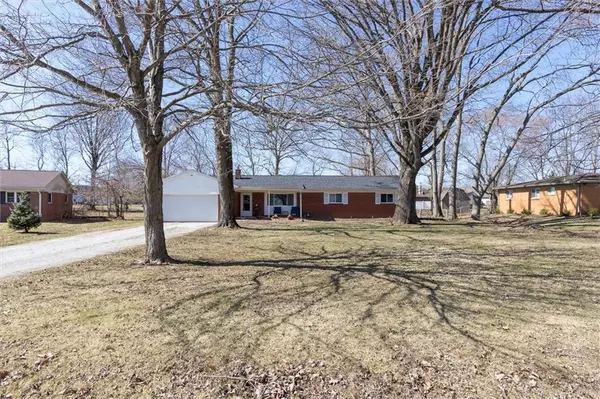 116 Poplar Grove DR, Avon, IN 46123