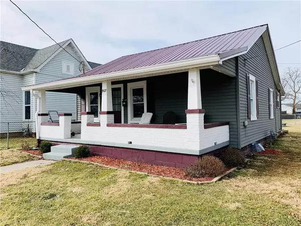 Shelbyville, IN 46176,907 State ST