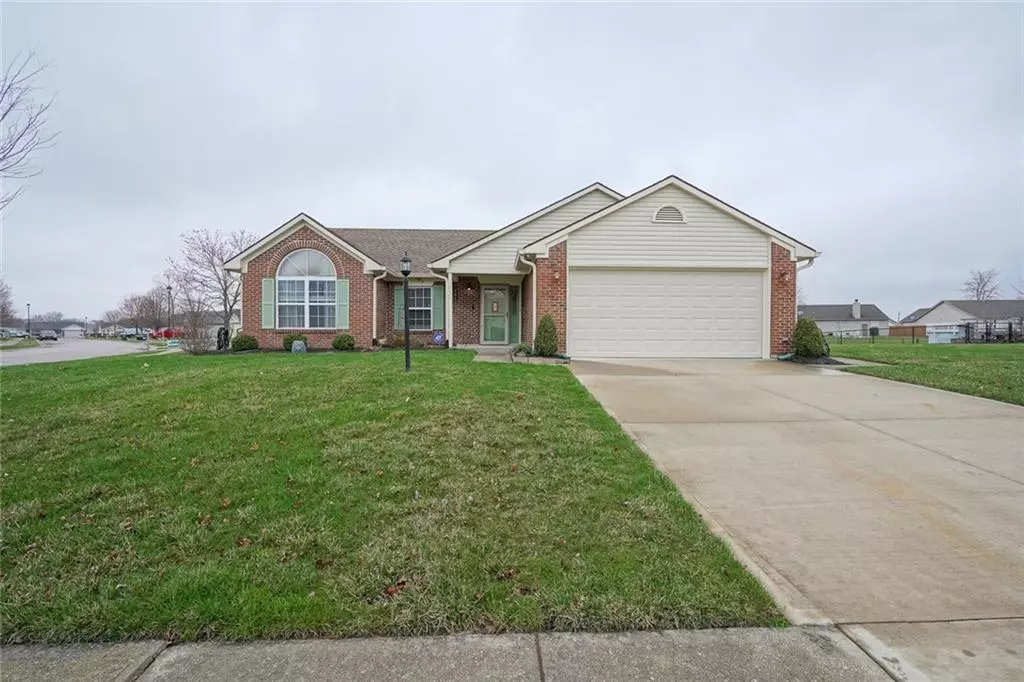 Greenfield, IN 46140,1412 Persimmon CIR