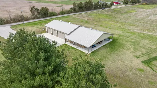 5204 N Sunnyside RD, Scottsburg, IN 47170