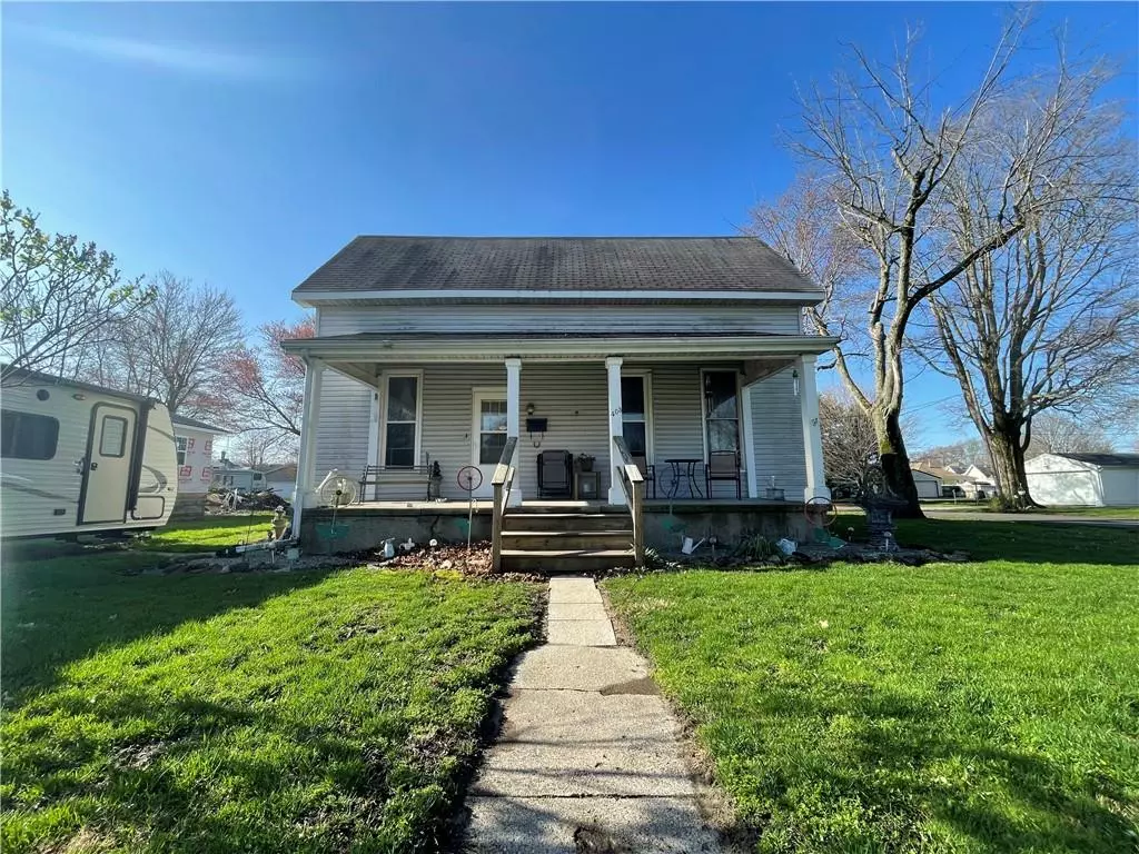 Rushville, IN 46173,403 E 9th ST