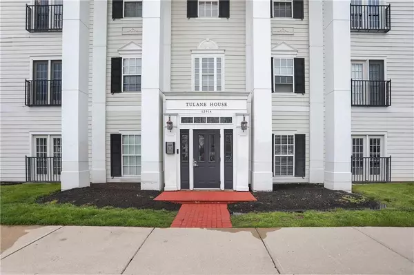 Carmel, IN 46032,12914 University Crescent, Unit #1b