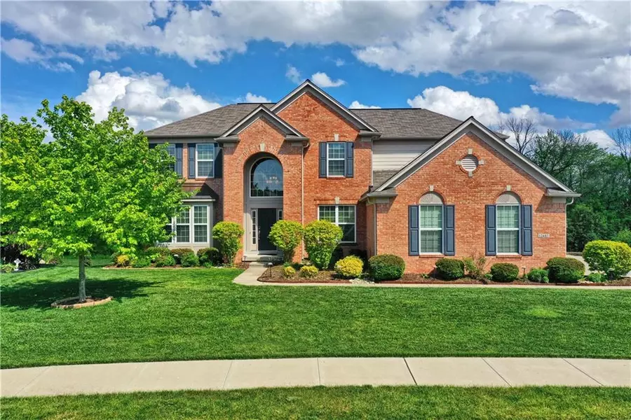 12487 Talon Crest DR, Fishers, IN 46037