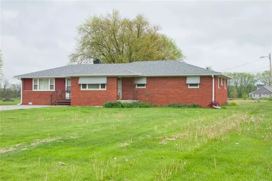 8421 Alan DR, Camby, IN 46113