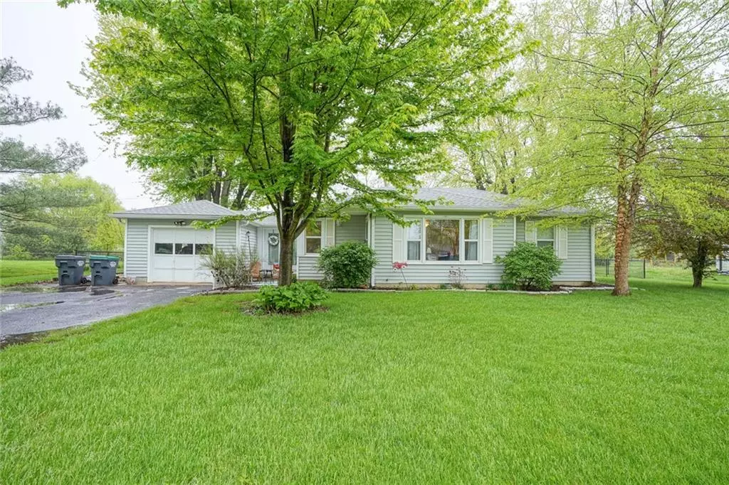 Greenwood, IN 46142,413 Schooley DR