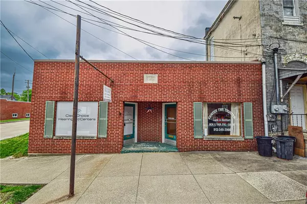 7 S Jackson ST, North Vernon, IN 47265
