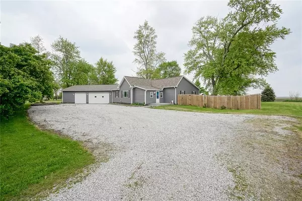 309 W North ST, Kempton, IN 46049