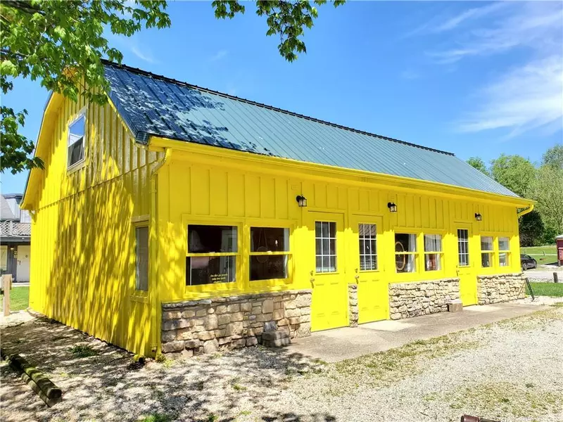 26 Duck Creek XING #26, Metamora, IN 47030