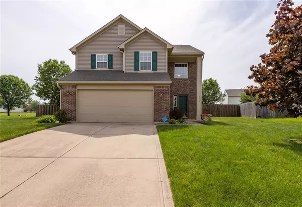 6910 N Garland CT, Mccordsville, IN 46055