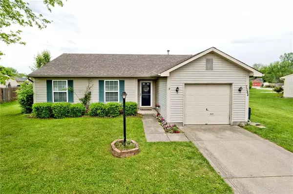 7282 Woodside DR, Avon, IN 46123