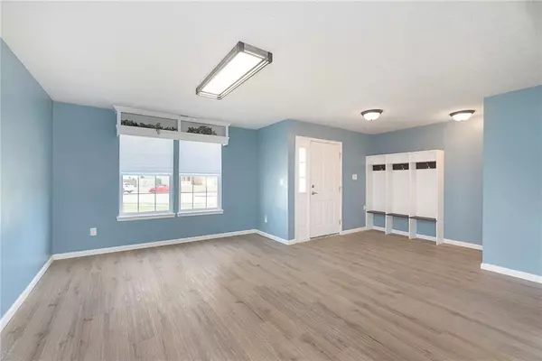 Fortville, IN 46040,709 Thomas Point DR