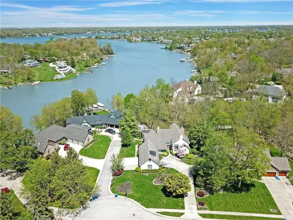 8226 Twin Pointe CIR, Indianapolis, IN 46236