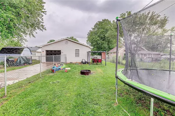 Martinsville, IN 46151,929 S Grant ST