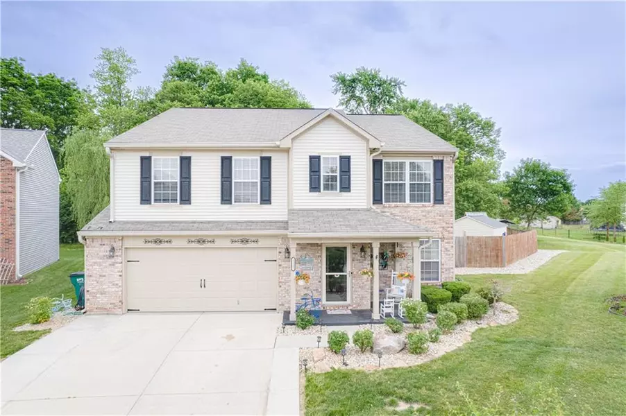 1127 Grassy Creek CIR, Franklin, IN 46131