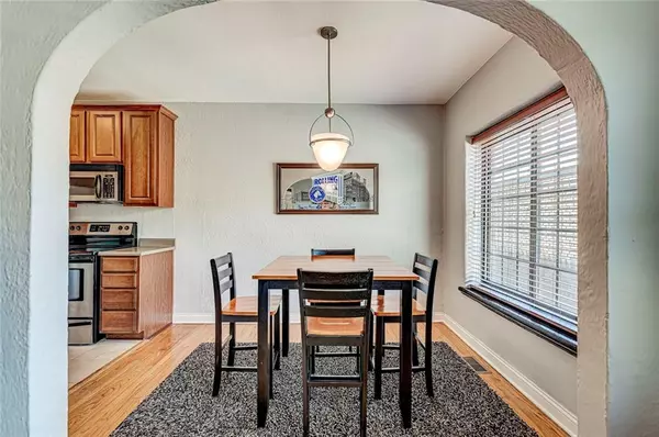 Indianapolis, IN 46220,5347 N College AVE #113