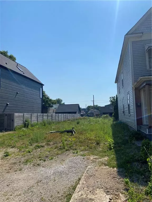 Indianapolis, IN 46202,1621 Bellefontaine ST
