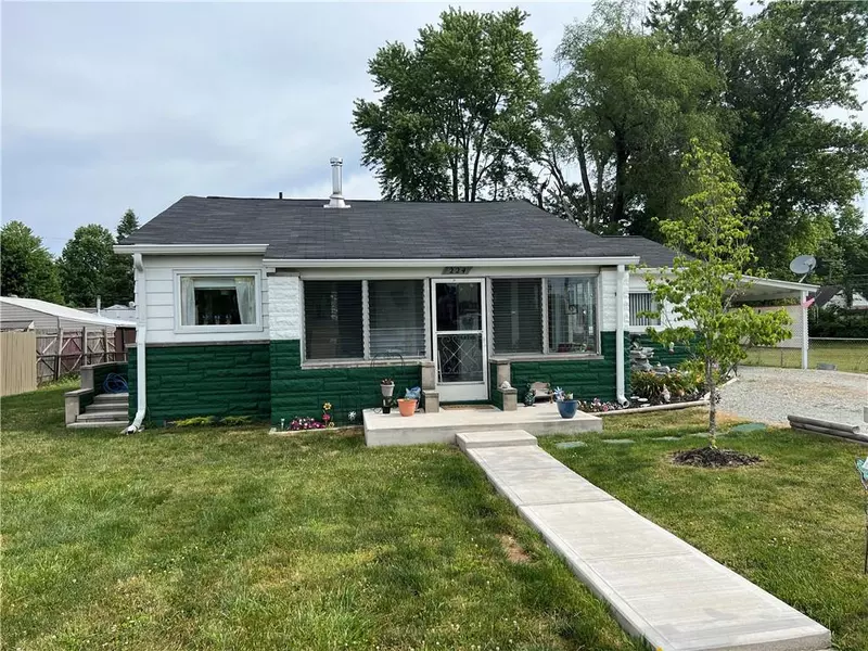 224 W Main ST, Chesterfield, IN 46017