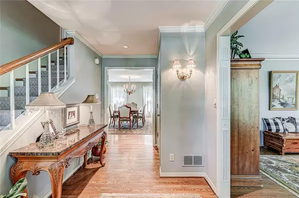 Indianapolis, IN 46260,8868 Alderly CT