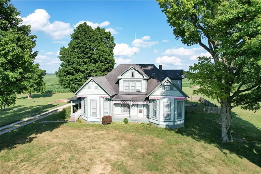 11278 N State Road 63, Farmersburg, IN 47850