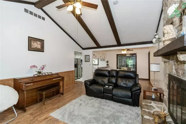 Indianapolis, IN 46260,1603 Vineyard CIR